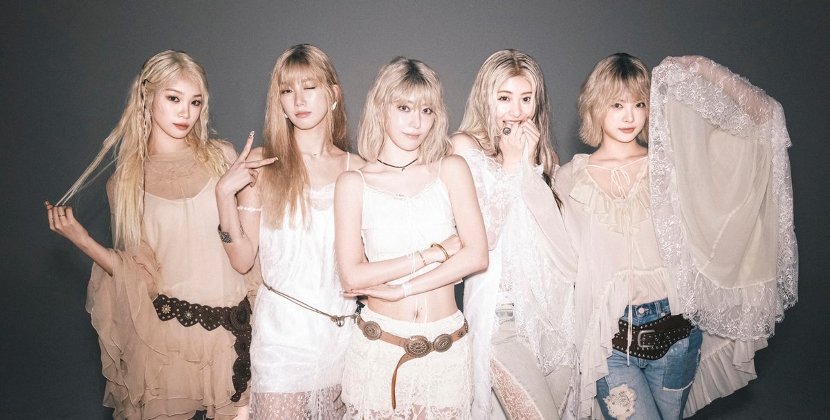 SseraWorld5's tweet image. HOT ALBUM OUT NOW
MARCH IS BURNING HOT
#르세라핌_HOT하게_컴백
#ルセラフィム_HOT_リリース
#LE_SSERAFIM_HOT