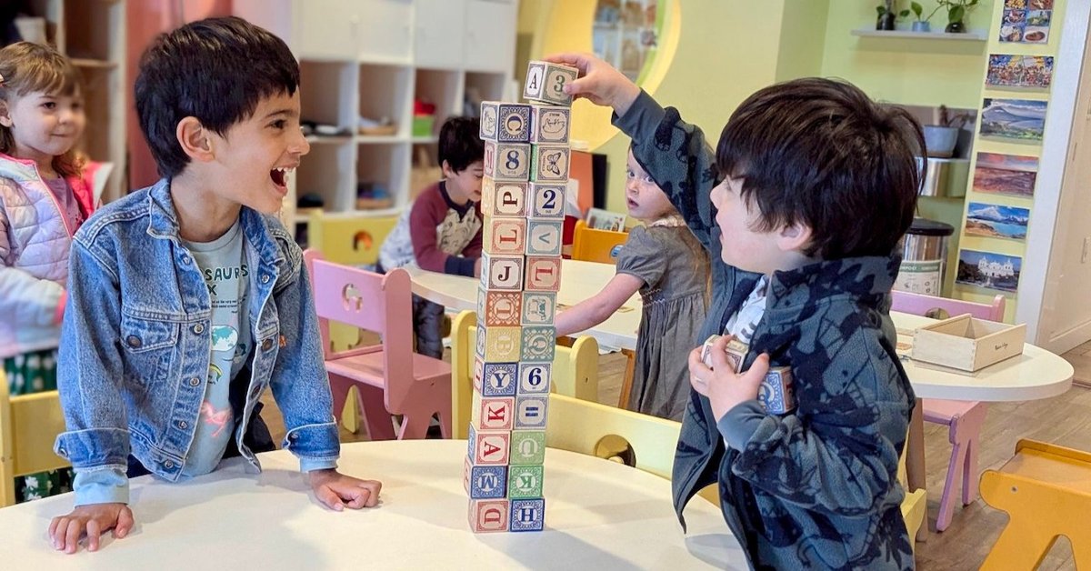 A joyful moment of cooperative play and learning at La Scuola International. 

#LaScuolaSF #OpentotheWorld #NothingWithoutJoy