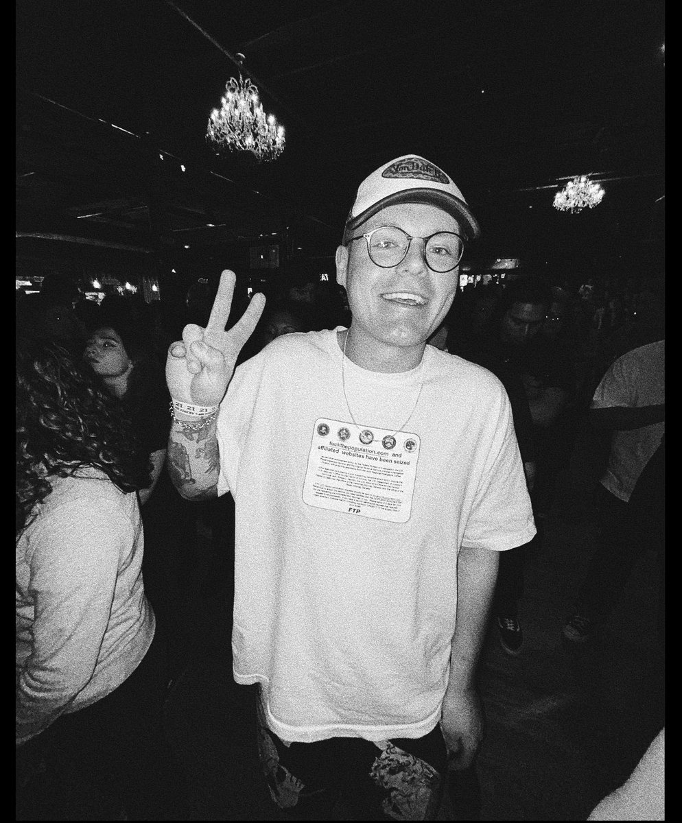 ripiship's tweet image. this picture from the other night at the filmore went crazy ngl