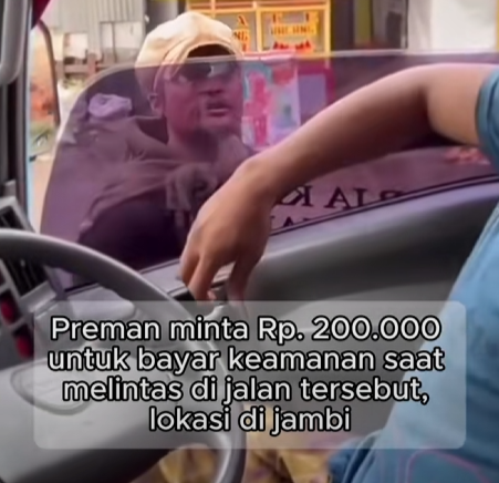 botolbengsin's tweet photo. inget wajahnya guys, biar cepet di amankan https://t.co/u3mKntuNiG