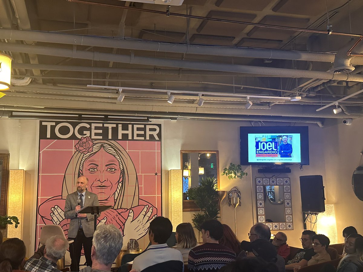 Thank you <a href="/JoelEngardio/">Joel Engardio</a> <a href="/WeAreTogetherSF/">TogetherSF</a> for educating us on SF Politics at <a href="/welcometomannys/">Manny’s!</a>!
