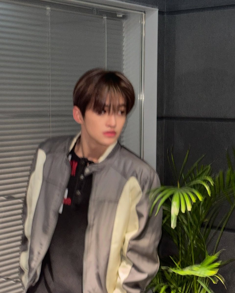 TWS42_INDONESIA's tweet photo. [INSTAGRAM] 250314 #JIHOON -1 

🪼: Siren🪐🛸

🎵: Lila Ravelle - Ribbons
#TWS #투어스 #24WithUs #지훈 @tws_pledis
https://t.co/Pzqu1CUkeu