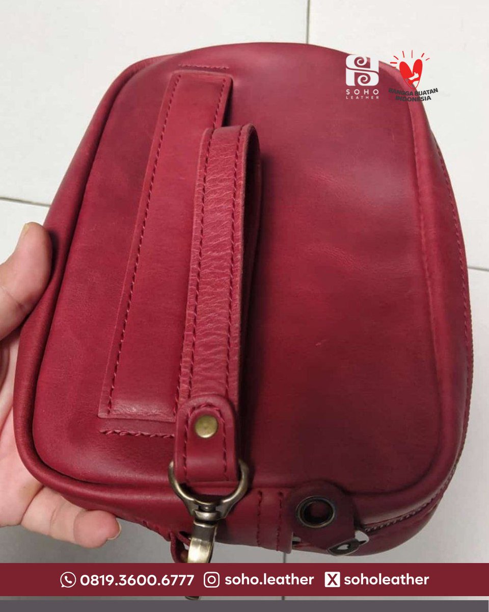 rndhtshnt's tweet image. READY STOCK 1 pcs - JALU POUCH - UNISEX

Berbahan kulit crazy horse merah maroon, siap kirim dari Yogyakarta. 

Jahit tangan manual ; muat untuk hp, dompet, kunci kendaraan. Buat dibawa meeting pas, buat berkunjung ke sanak saudara juga oke. 

Info pemesanan 0819.3600.6777 😍