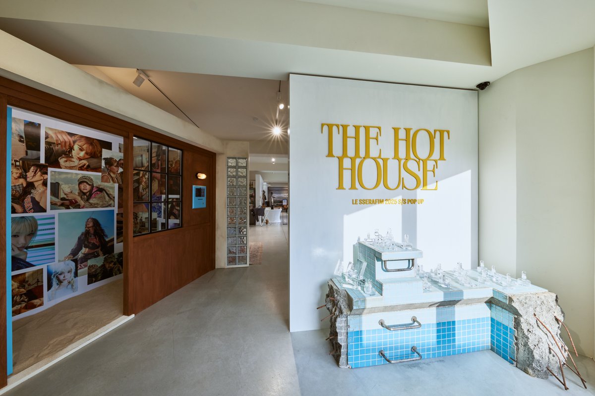 HYBE_MERCH's tweet photo. LE SSERAFIM 2025 S/S POP UP - THE HOT HOUSE
๐ธ Photo Sketch (1/4)
๐ 2025. 03. 14 - 2025. 03. 23
๐ LE SSERAFIM 2025 S/S POP UP - THE HOT HOUSE
๐ ์์ธ ์ฑ๋๊ตฌ ๋์ฌ๋ก17๊ธธ 35
#LE_SSERAFIM #๋ฅด์ธ๋ผํ
#HATCHINGROOM #ํด์นญ๋ฃธ #LEEJAE #๋ฆฌ์ด์
#2025_SS_POPUP #THE_HOT_HOUSE
#POPUP #ํ์
https://t.co/YrIfDyz2LU