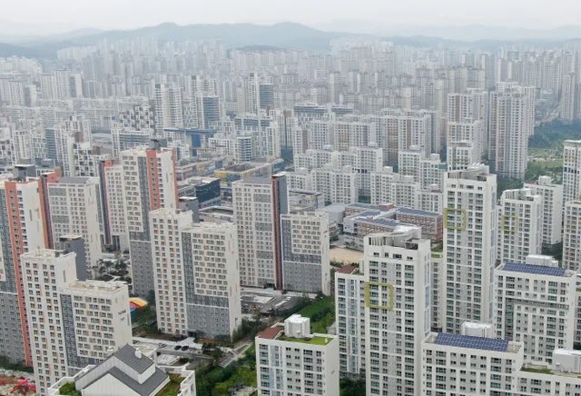 KevinCastley's tweet image. This is the city of Sejong.
It is a brand new planned city built from scratch in the last few decades.
South Korea built this.
Why can’t we?