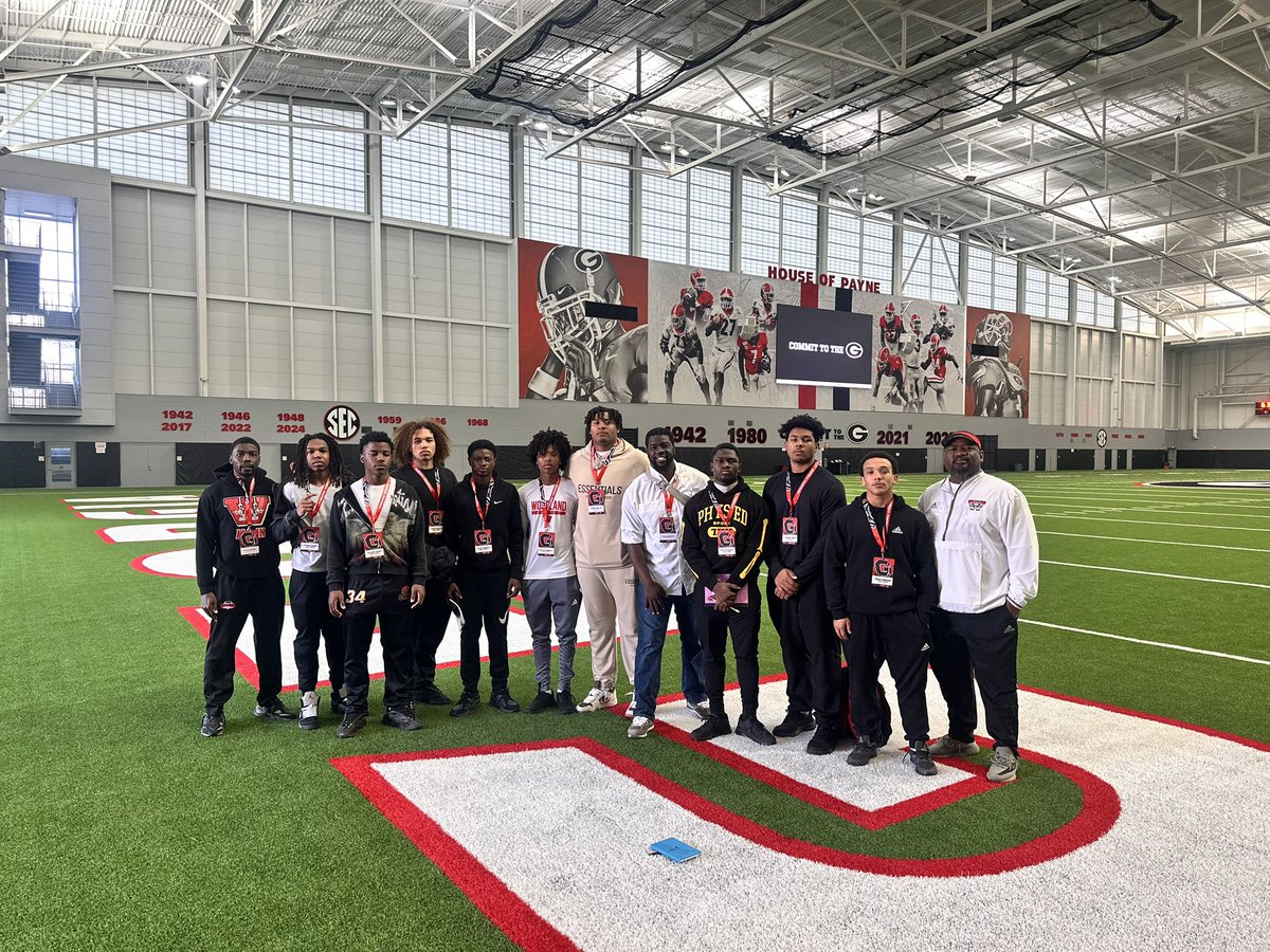 Jared “Grizzly” Smith (@jaredgrizzly68) on Twitter photo Had a great time with some of my teammates at <a href="/UGAAthletics/">Georgia Bulldogs</a> <a href="/BosticIII/">BosticSharath</a> <a href="/WoodlandFBRec/">Woodland (Stockbridge) Wolfpack Football</a> <a href="/On3sports/">On3</a> <a href="/Rivals/">Rivals</a> @RivalsRichie <a href="/AnnaH247/">Anna Adams</a> <a href="/247recruiting/">247Sports Recruiting</a> Had a great time with some of my teammates at <a href="/UGAAthletics/">Georgia Bulldogs</a> <a href="/BosticIII/">BosticSharath</a> <a href="/WoodlandFBRec/">Woodland (Stockbridge) Wolfpack Football</a> <a href="/On3sports/">On3</a> <a href="/Rivals/">Rivals</a> @RivalsRichie <a href="/AnnaH247/">Anna Adams</a> <a href="/247recruiting/">247Sports Recruiting</a>