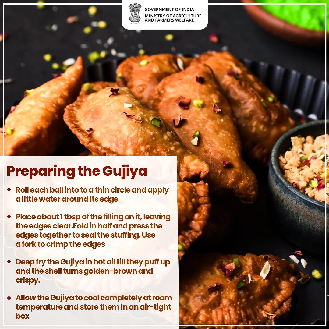 Colour Your Holi with a Healthy Twist – Ragi #Gujiya !

#IYM2023 #ShreeAnna #Holi #HoliCelebration