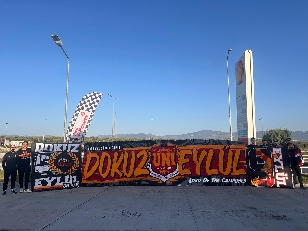 uAUNIDokuzEylul's tweet photo. ALLAH CANIMIZI YOLUNDA ALSIN!

GALATASARAY'IMIZIN antalya maçı için yollardayız.

#ultrAslanUNI #uAUNIDOKUZEYLUL https://t.co/1wL0VcGyjK