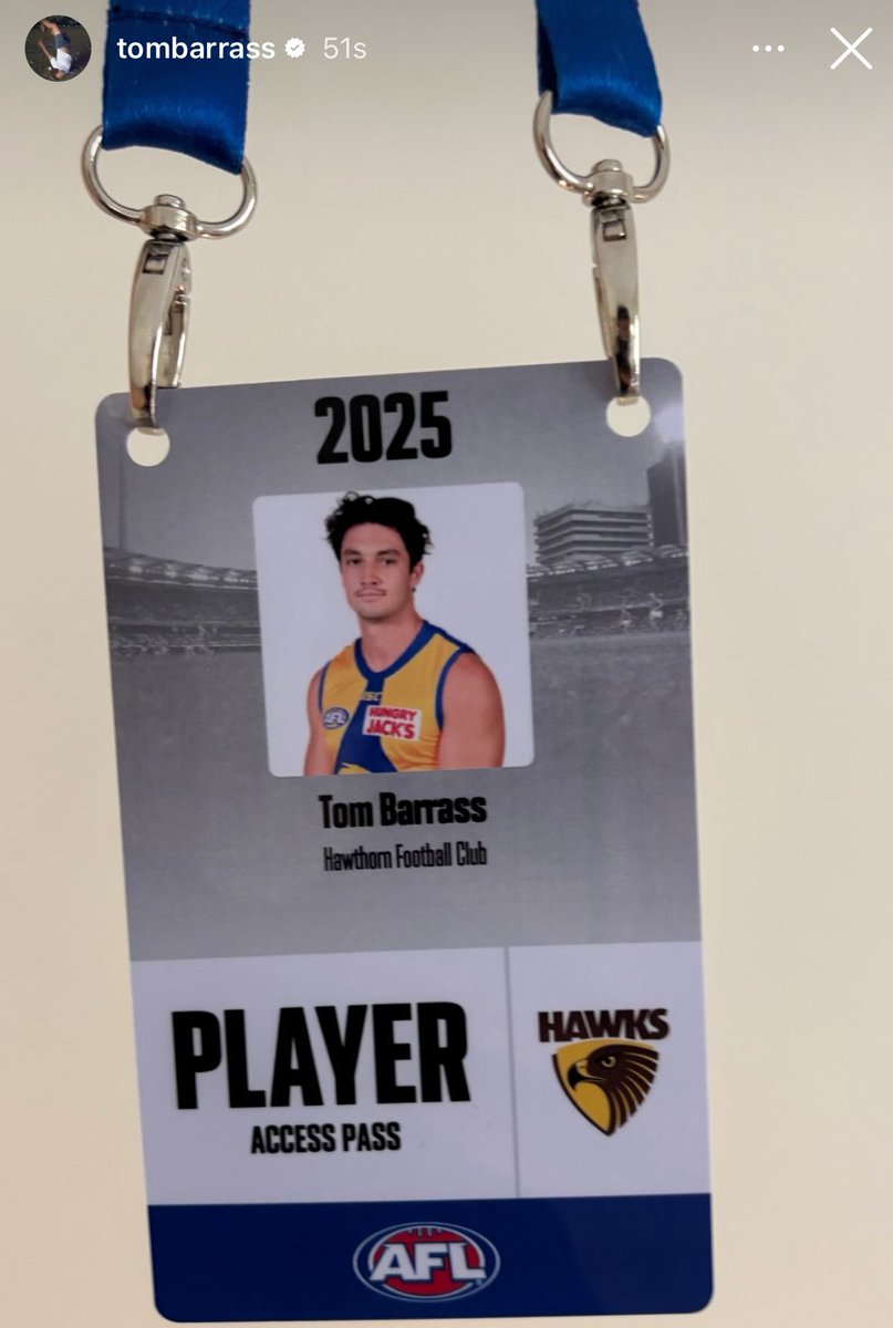TimGossage's tweet image. Even the @AFL think he should be a one club player 😂 #Barrass
@HawthornFC @WestCoastEagles per Tom Barrass IG 🤎💛