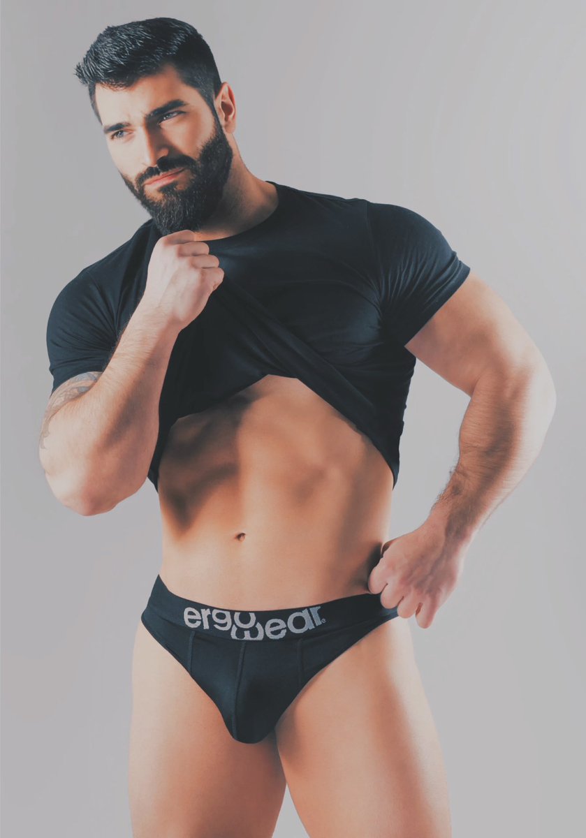 𝐃𝐞𝐫𝐞𝐤 𝐇𝐚𝐥𝐞 (ᴘᴀʀᴏᴅʏ) (@lordofthelycan) on Twitter photo 