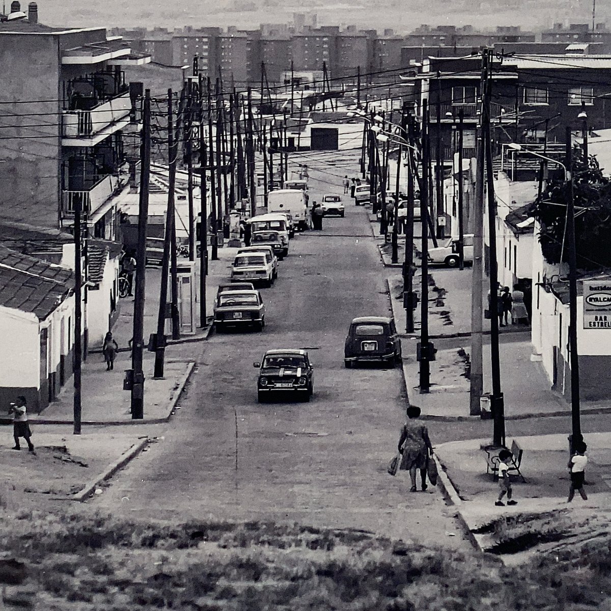 ¿Quién sabe dónde? #CSIMadriles 
📷Santi Vaquero <a href="/santivaquero_/">Santi Vaquero</a>    
Podéis ver estas fotos y otras en la exposición que hay en <a href="/laquintita/">Quinta del Sordo</a>, junto a la basílica de San Francisco el Grande quintadelsordo.com/portfolio/expo…