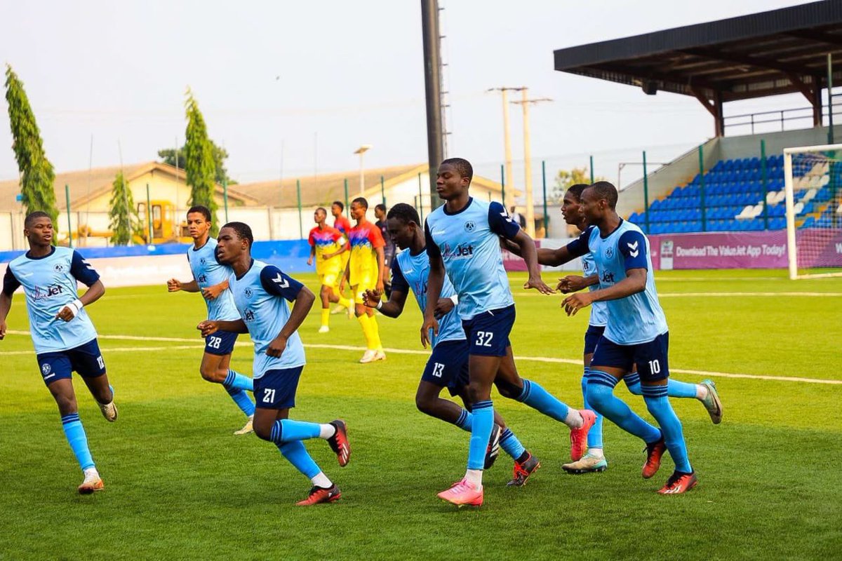 TCC_League's tweet photo. 1️⃣0️⃣ - .@Beyond_LimitsFA have won their past 10 TCC meetings (8 League &amp; 2 Cup) against @ImperialFClub. 

The two sides meet in the second semifinal of the #TCCCup - a repeat of 2022 semifinal - this evening. 

Who will join @OfficialDinoSC in the final? 

#TCCCup25 #BYLIMP https://t.co/OAS0eIhRbS