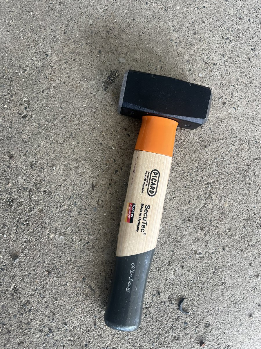 B9Xch4n's tweet image. 初PICADO☺️

右側の3本皆さんはどれが好き？🤣🤣

ヨシ👉
明日も頑張ろ💪

#HALDER
#PICADO