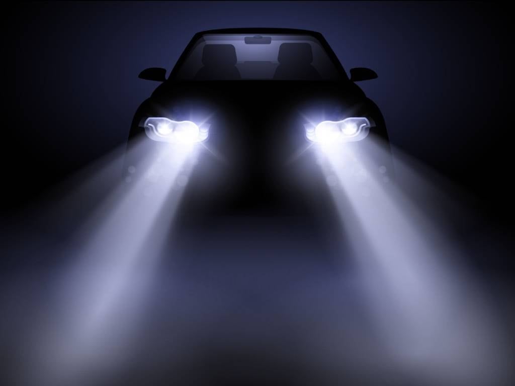 OTOMOBİLLERDE BUNLAR SÖKÜLECEK!
İçişleri Bakanlığı, hazırladığı yeni düzenleme ile fabrika çıkışı dışında beyaz far kullanan otomobillere yasak getirmeye hazırlanıyor. 

Bakanlık, otomobilin doğal aksamında bulunan xenon farların dışında taktırılan beyaz farlara ceza işlemi