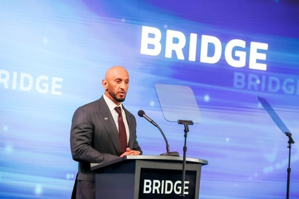 BroadcastProME's tweet image. UAE launches initiative to tranform media industry broadcastprome.com/news/uae-launc…
#mediaindustry #uae #BRIDGE  #BRIDGEsummit #BRIDGEfoundation
