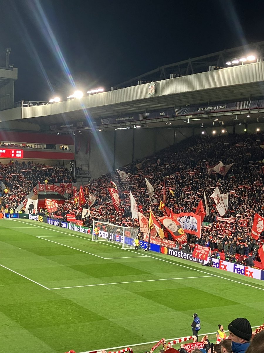 Tribun Liverpool Indonesia tweet media