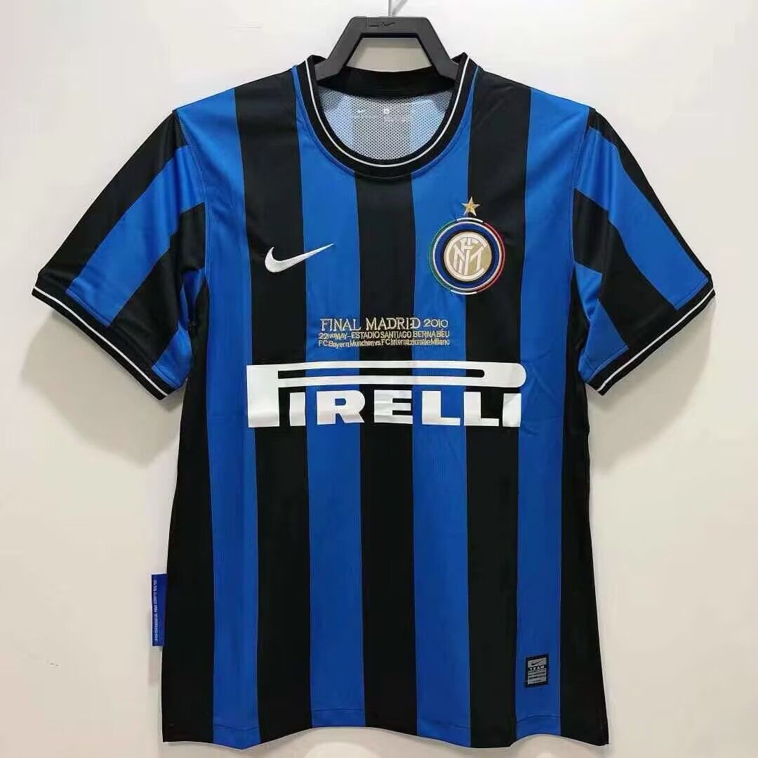 Children Jerseys available 
Female kits available
Club Jerseys..14,000 naira
Country Jerseys...15,000 naira
Retro kits ...23,000 naira
Customization....3,500 naira
Children Jerseys..13,000 Naira (top and shorts)
📍Location:  Lagos Island
Whatsapp : 08189317597 ,Call : 09055300908