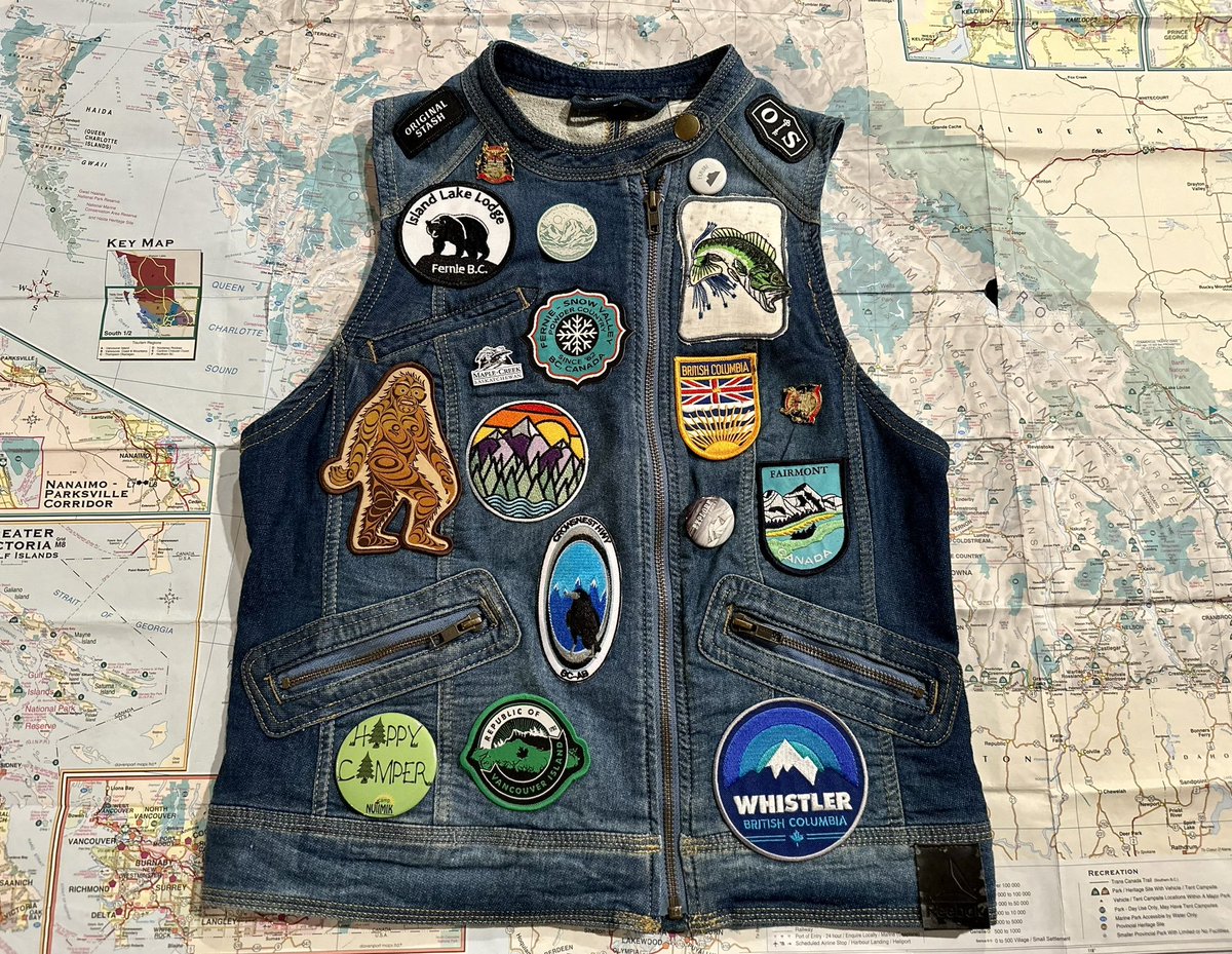 cris__x3's tweet photo. Traveling is a migration of the body and an exile of the soul. Every patch and badge on this denim vest is a unique memory of the journey. https://t.co/th7HJKzLy5