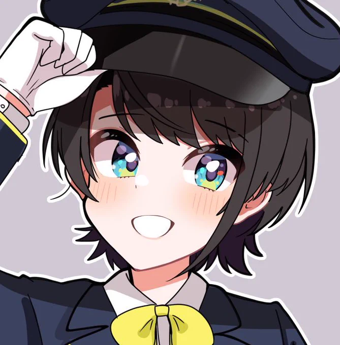 顔が小さいのか目が大き過ぎるのかわからんなる 