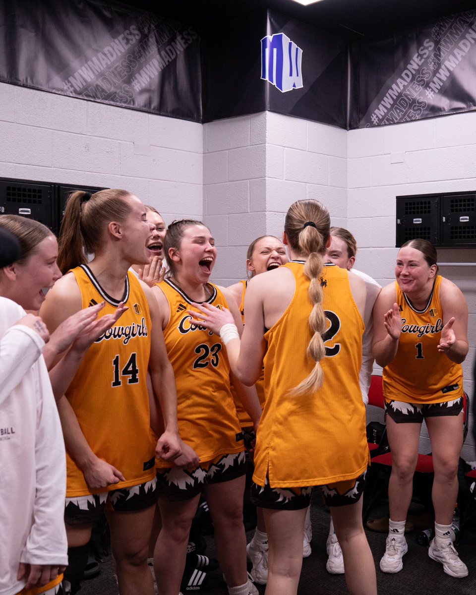 Wyoming Cowgirl Basketball tweet media