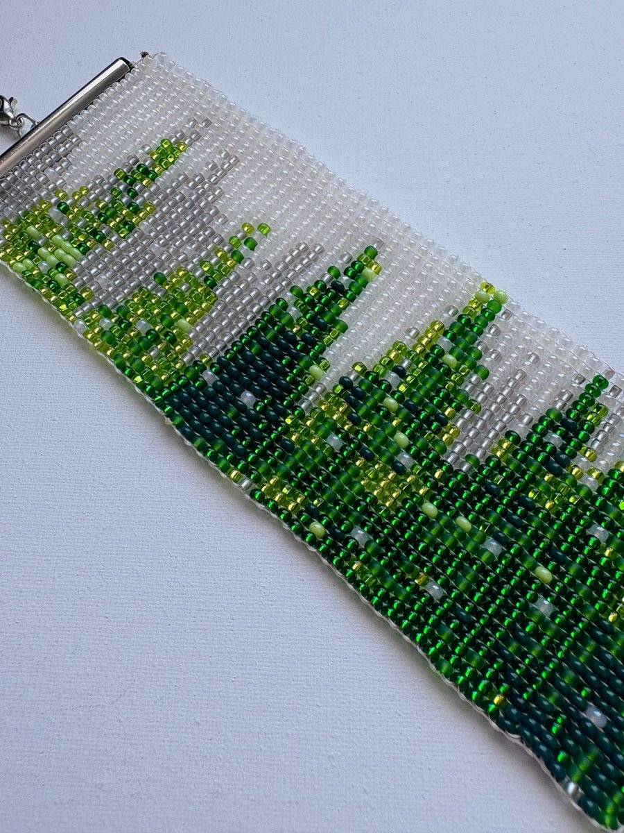 🌲🌲🌲

п.с не важно, что уже весна. елочки всегда красивые 🥺