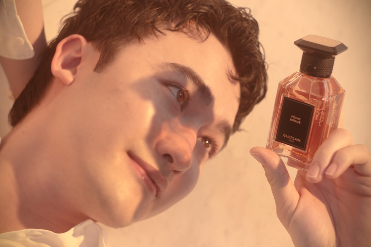 芸術と共鳴するフレグランスが、マリウス葉のまだ見ぬ感覚と感情を引き出す
vogue.co.jp/special-featur…

#PR