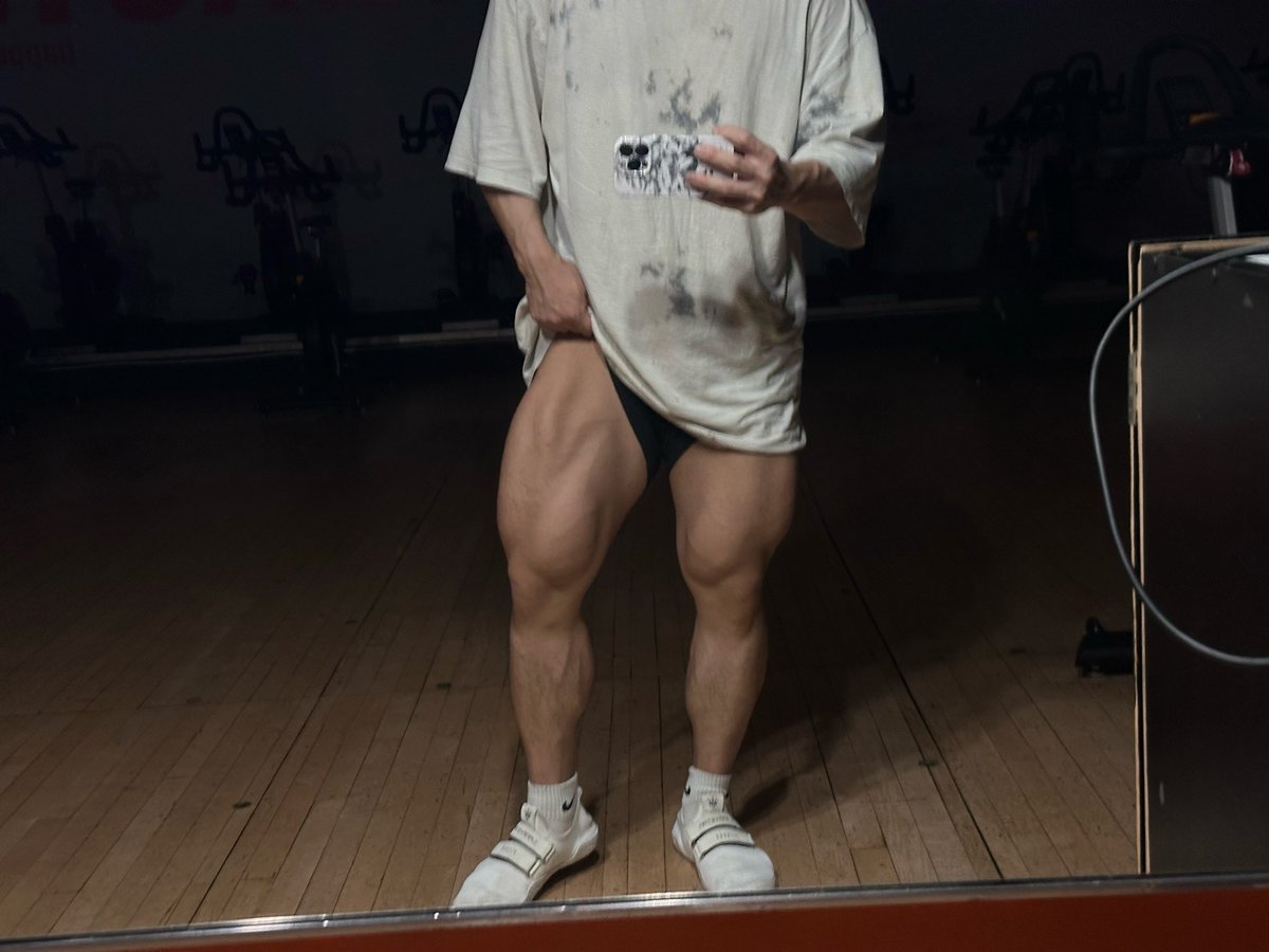 肉便Key tweet media