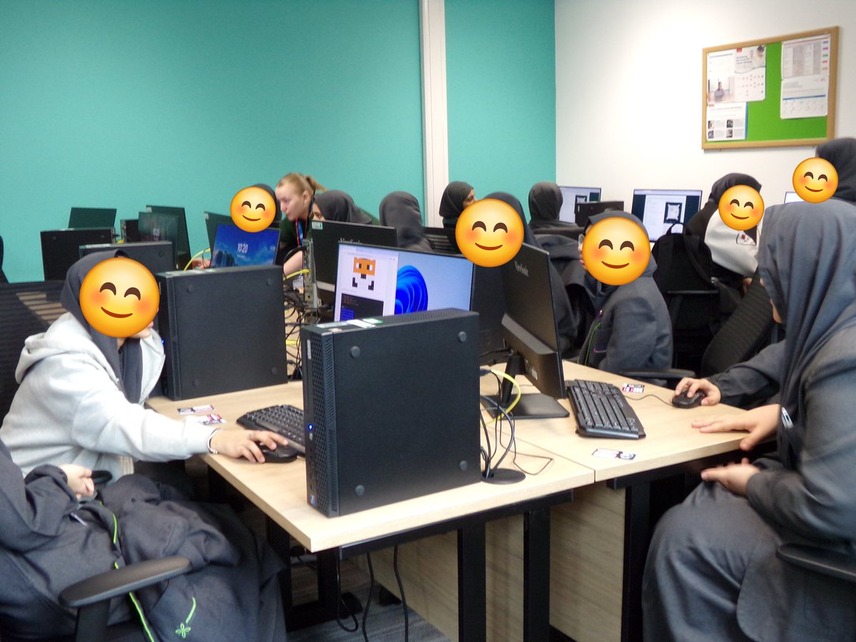 Y9 Computer Science students met female IT professionals to explore career pathways. They took part in the MISSION ZERO challenge, using Python programs for Astro Pi computers on the International Space Station. These programs run in space, and send results back to Earth. 🛰🌌