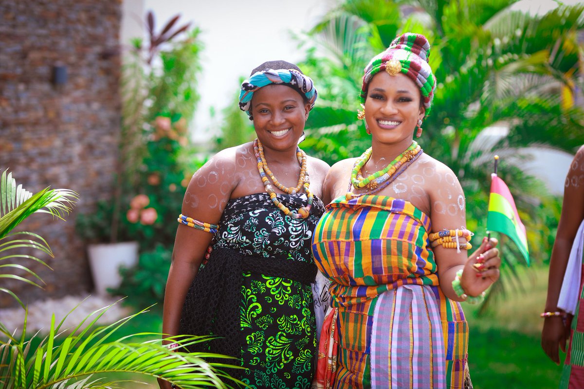 CedarYouthAG's tweet photo. 📸|| Ghana Day at Cedar Mountain Chapel 🇬🇭

Our vibrant youth proudly embracing Ghana’s heritage! 

Swipe to see the beauty and diversity of our culture! 

 #ghanaday #Influence2025 #YouthWithVision #WeAreCMC https://t.co/IzGZC45A9C