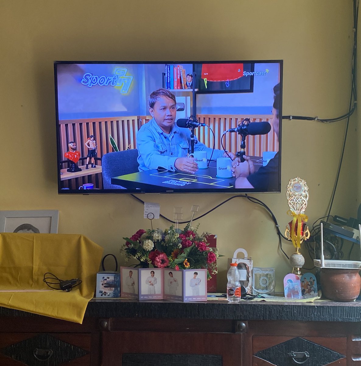 Jago ngomongnya, jadi pengacara juga laku ini <a href="/donzoI/">Donzol</a>