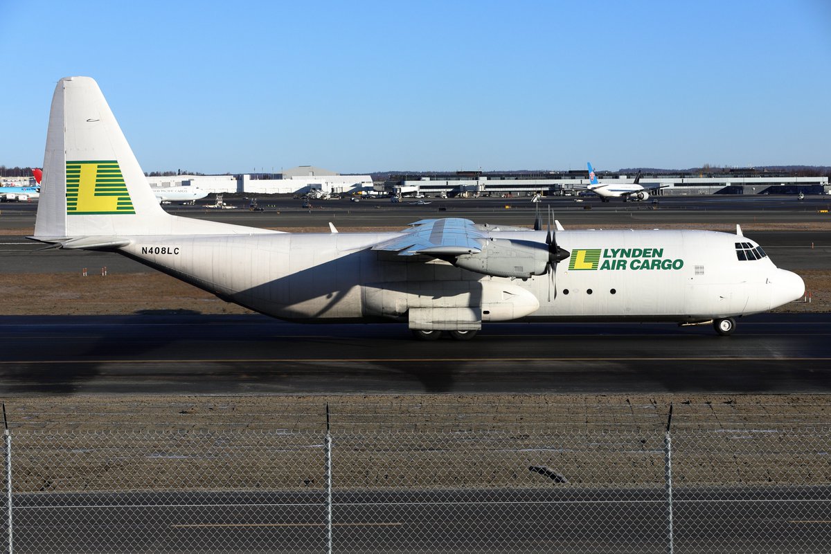 PANC Z-TWY 7/Mar/2025
Lynden Air Cargo LYC408 BET-ANC
N408LC Lockheed L382G Hercules
ーーーーー
リンデン至近距離コロ
セントレアなんか目じゃないね