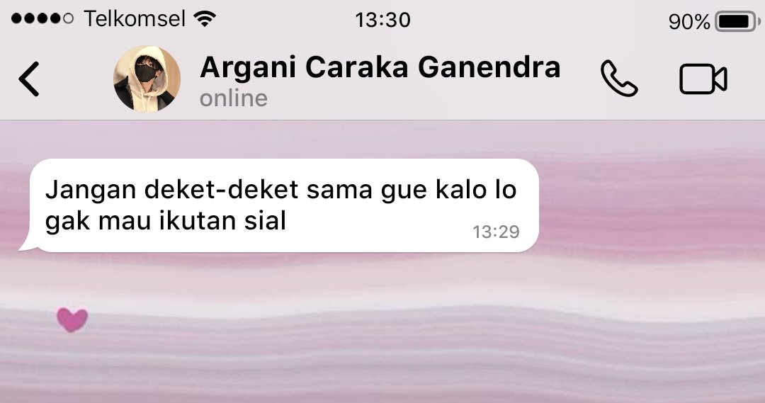 kelinciau's tweet image. 𝑩𝒊𝒍𝒂 𝑬𝒔𝒐𝒌 𝑨𝒌𝒖 𝑻𝒊𝒂𝒅𝒂

"𝐵𝑢𝑘𝑢 𝑖𝑡𝑢 𝑡𝑖𝑝𝑖𝑠, 𝑐𝑒𝑟𝑖𝑡𝑎𝑛𝑦𝑎 𝑠𝑖𝑛𝑔𝑘𝑎𝑡. 𝐴𝑘𝑢 𝑖𝑛𝑔𝑖𝑛 𝑡𝑒𝑟𝑢𝑠 𝑚𝑒𝑚𝑏𝑎𝑐𝑎𝑛𝑦𝑎, 𝑡𝑒𝑡𝑎𝑝𝑖 𝑡𝑖𝑑𝑎𝑘 𝑑𝑒𝑛𝑔𝑎𝑛 𝑎𝑘ℎ𝑖𝑟 𝑐𝑒𝑟𝑖𝑡𝑎𝑛𝑦𝑎."

Jungkook Lokal