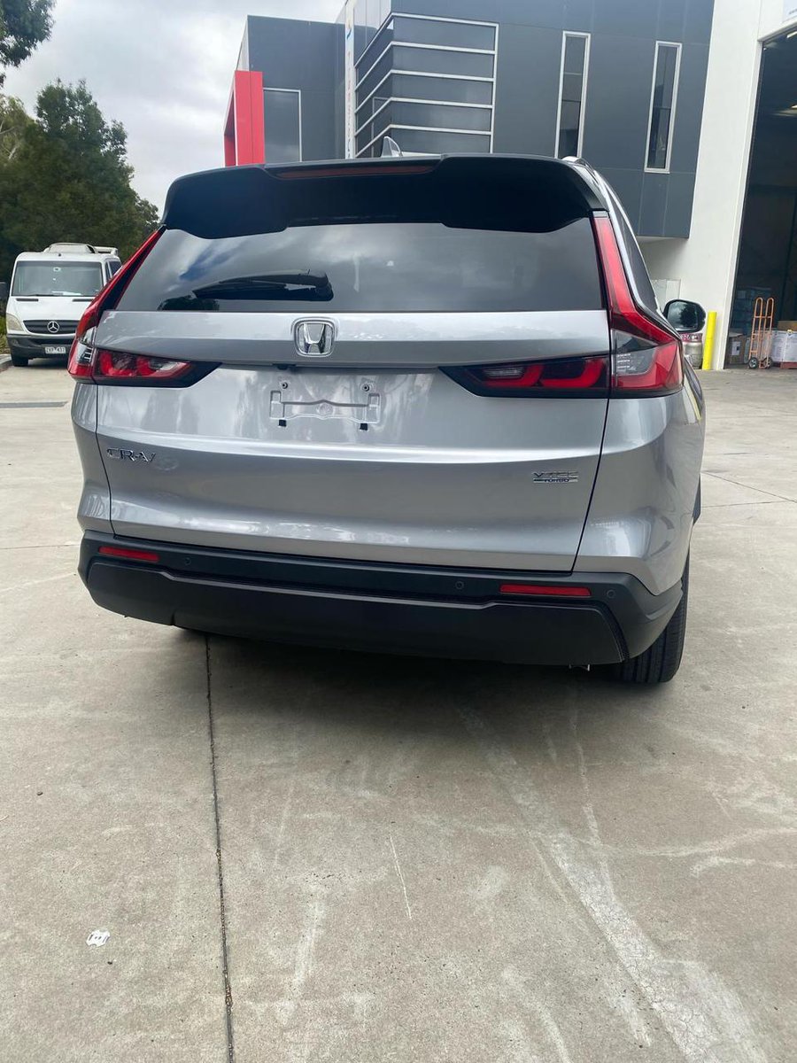 autodirectlk's tweet image. ✅ We Deliver as Promised!

The first batch of Honda CR-V VTi L7 2025 is on its way to its new owners! 🚗💨

With Vehicles on Demand, import your car exactly how you want it—your specs, your way! 🔥

#HondaCRV #VehiclesOnDemand #Autodirect #WeDeliver #DriveYourDream