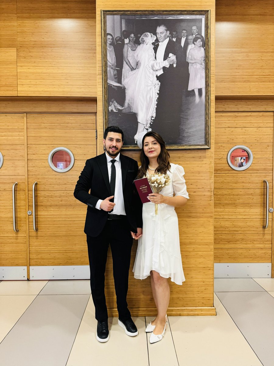 Şeyyy evleneli nerdeyse 1 ay olmuş da 😍🧡🥰🙏🍀