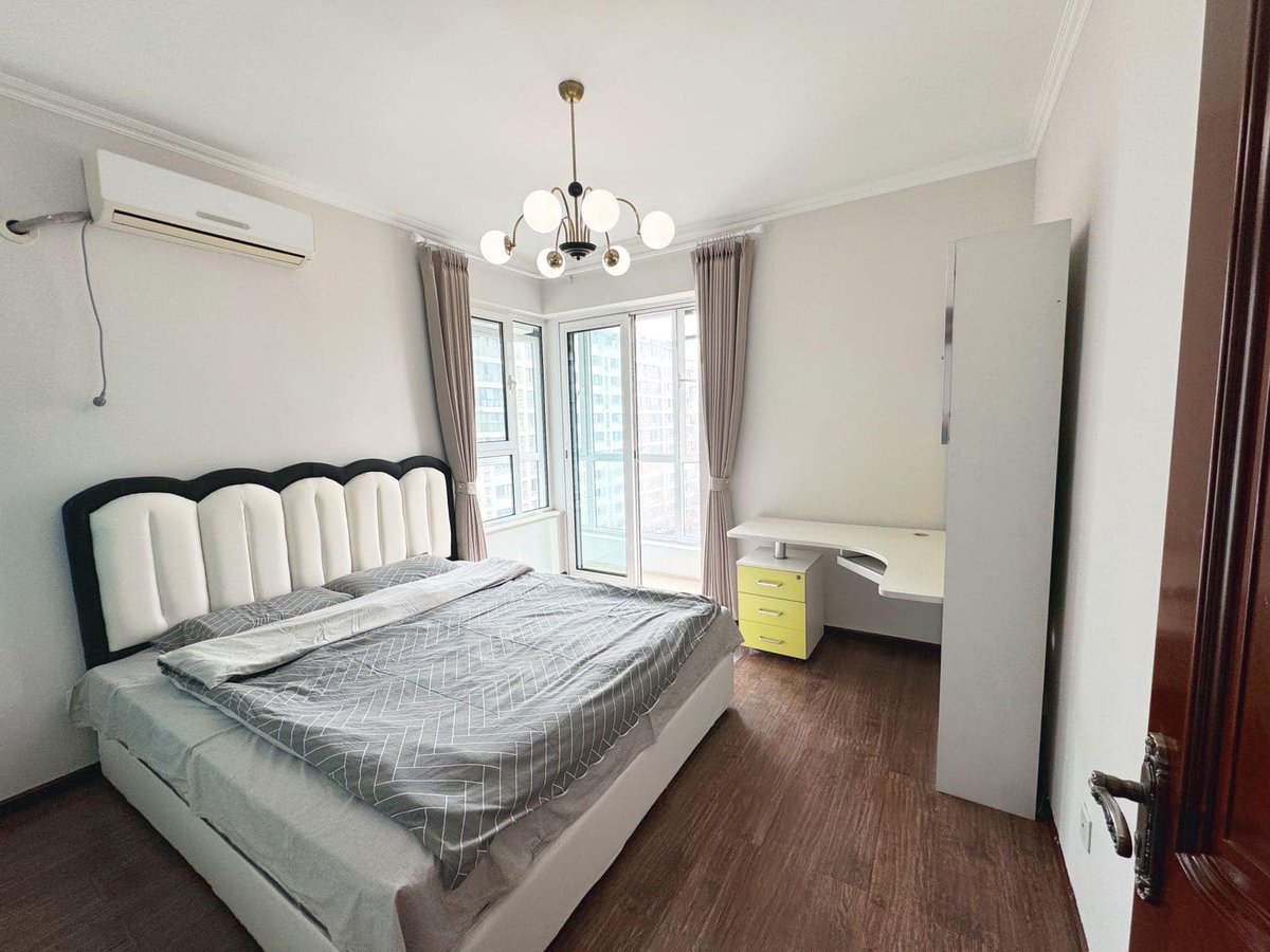 rentiStay's tweet photo. 💰12000 yuan 
📍Beijing Chaoyang High-End Apartment
✅2 Bedrooms
✅2 Bathrooms
✅ 1 Living Room
✅ 1 Kitchen
✅ Modern Design
✅ Fully furnished

🌐Contact us for more details: https://t.co/EGsC3AKA4C https://t.co/SgmWWX7yey