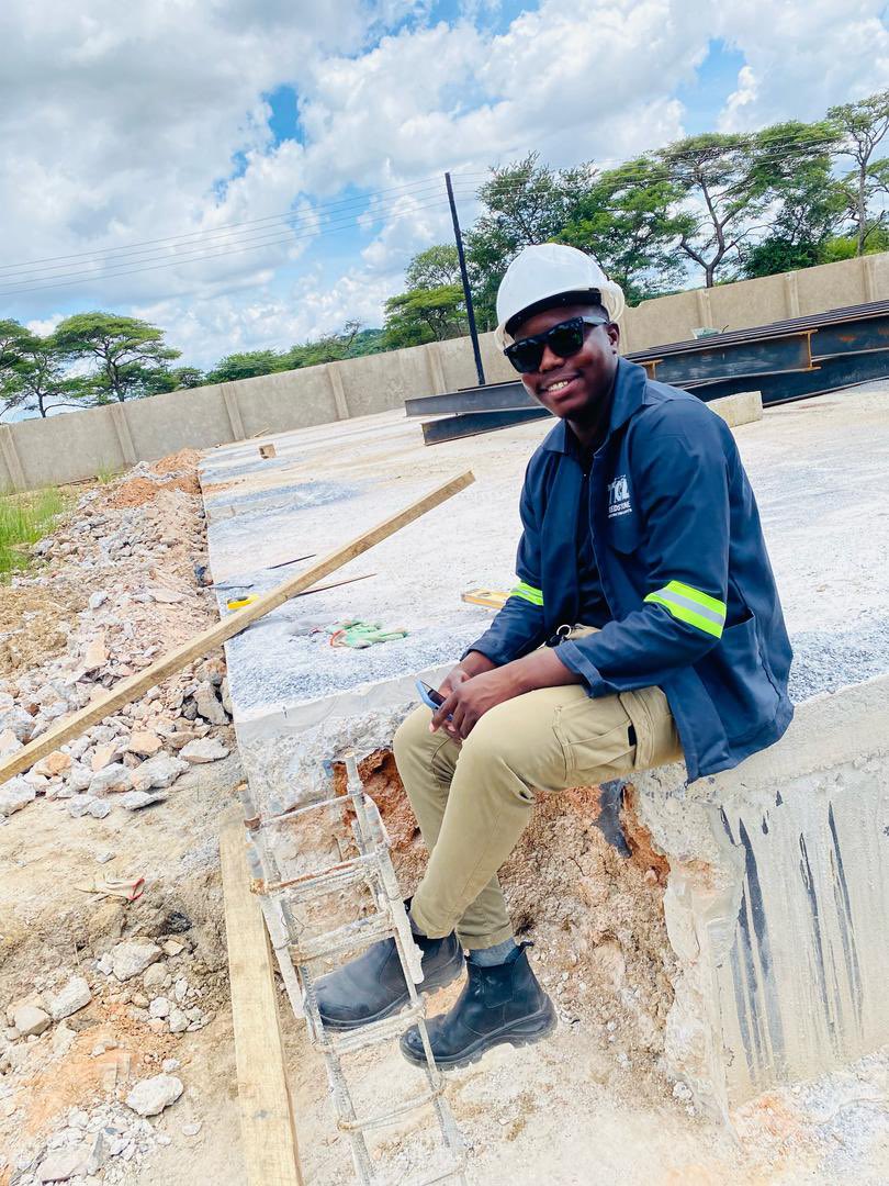 Hamwakadryden's tweet photo. Happy youth day. 

As a youth these are things am trying out

1. I have startup construction firm that is starting from ground I have no machinery yet we do stuff like painting, ceilings, flooring and renovations. 
When you get the chance connect us. https://t.co/wpCJ3UyQhn