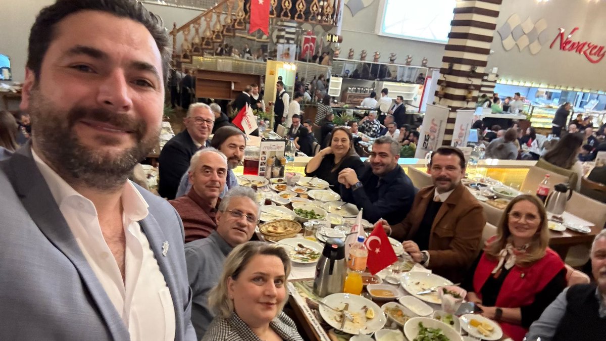 MATDER'in düzenlediği, birlik ve beraberliğimizi pekiştiren iftar yemeğinde bir araya geldik. Bu anlamlı organizasyon için MATDER 'e ve yönetim kuruluna en içten teşekkürlerimizi sunarız. MEMDER olarak, bu tür etkinliklerin önemine inanıyor ve her zaman destekliyoruz.
#Matder