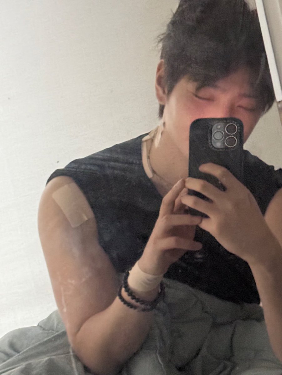 잠에서 막 깬 강아지는 묘하게 말랑하고 따뜻합니댜