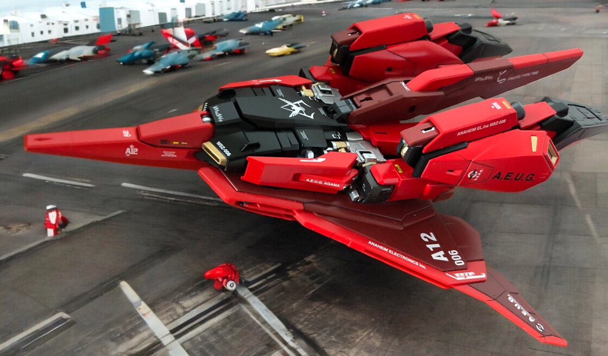 クワトロ大尉 の ＃ZガンダムWR この美しさとカッコ良さ😍 皆様にも