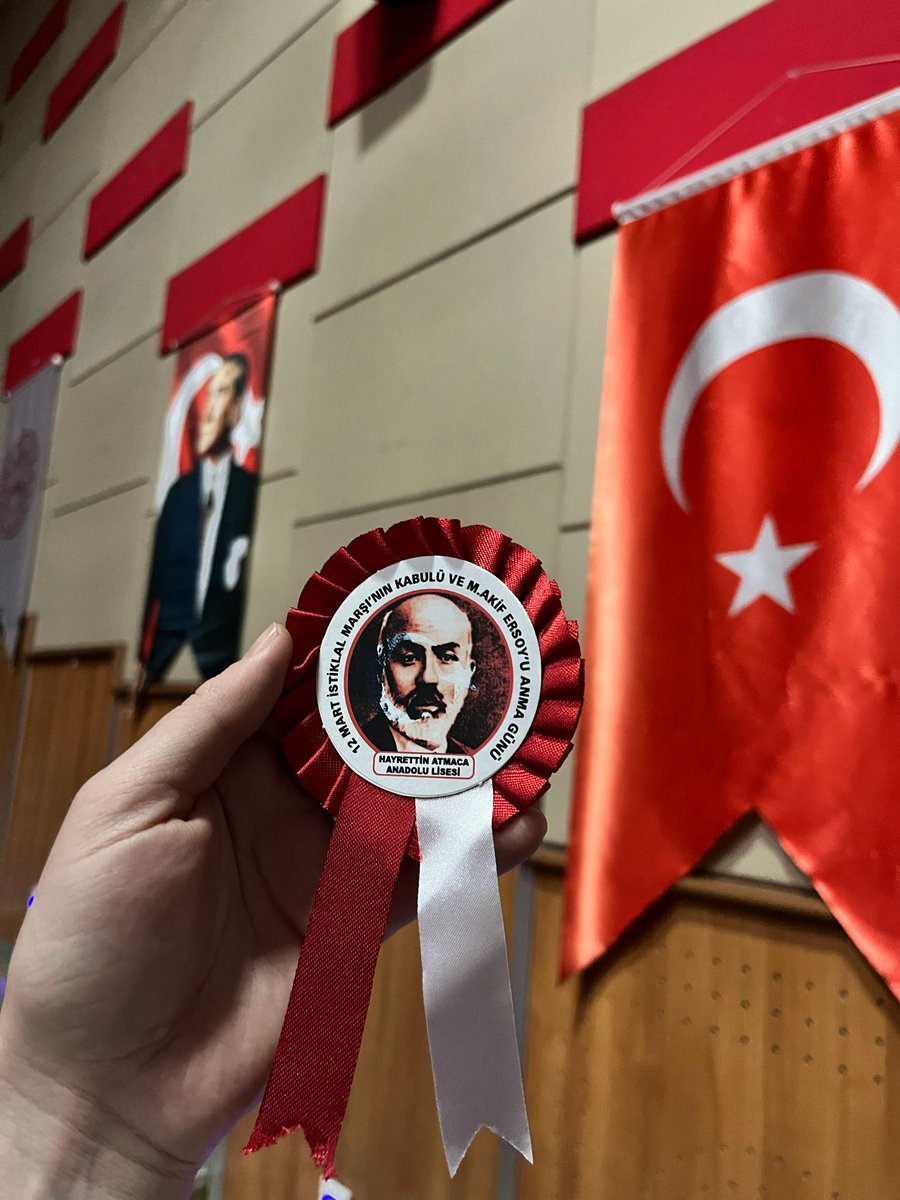 10 KITA TEK VATAN,İLELEBET İSTİKLAL RUHUYLA.  12 Mart İstiklal Marşı'mızın kabulü ve Mehmet Akif Ersoy'u anma programında emeği geçen tüm öğrencilerimi ve öğretmen arkadaşlarımı tebrik ederim;iyi ki varsınız.