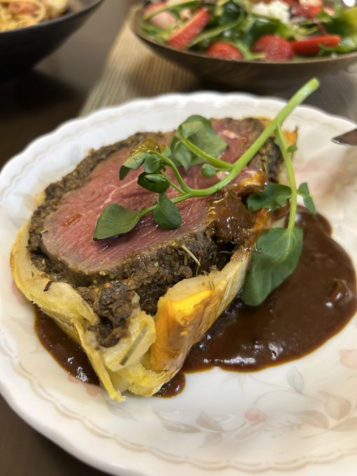 俺の作った渾身のビーフウェリントン見てくれ!! 