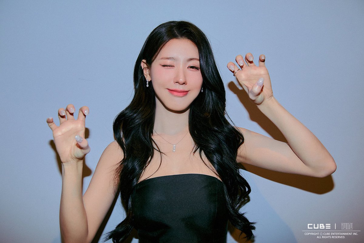 I-DLE FRANCE tweet media