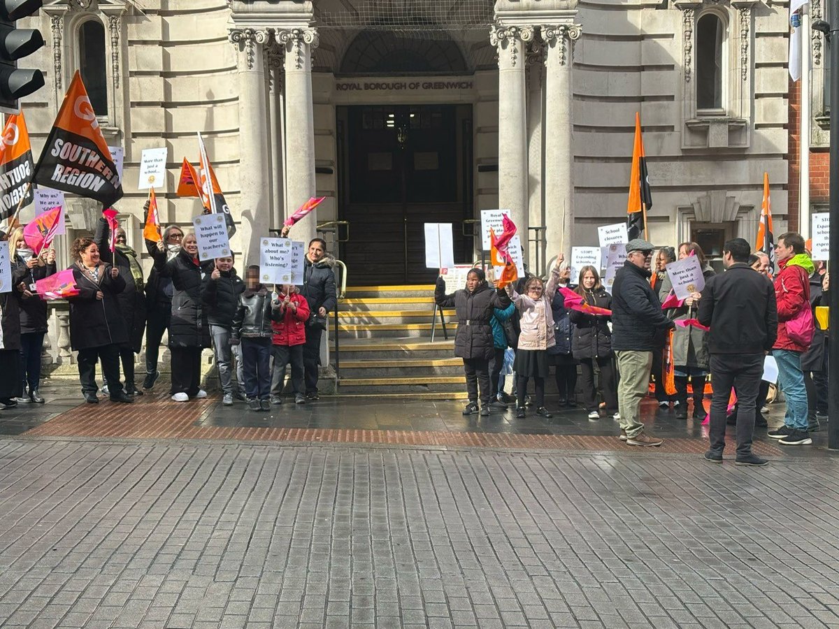 Gallions Mount School tweet media