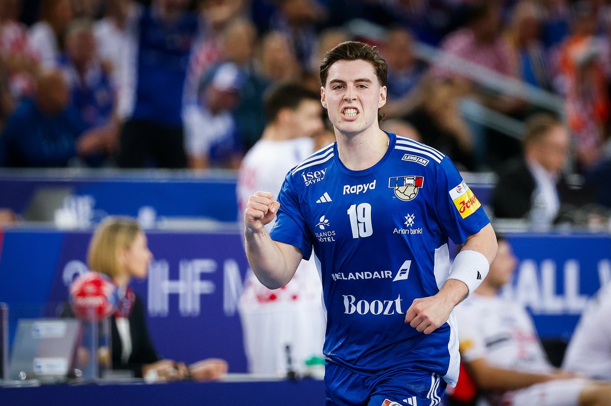 Snorri Steinn hefur valið þá 16 leikmenn sem mæta Grikklandi í dag kl. 17:00. Hópinn má sjá á heimasíðu HSÍ. Leikurinn er í beinni á RÚV. 

hsi.is/a-karla-leikda…