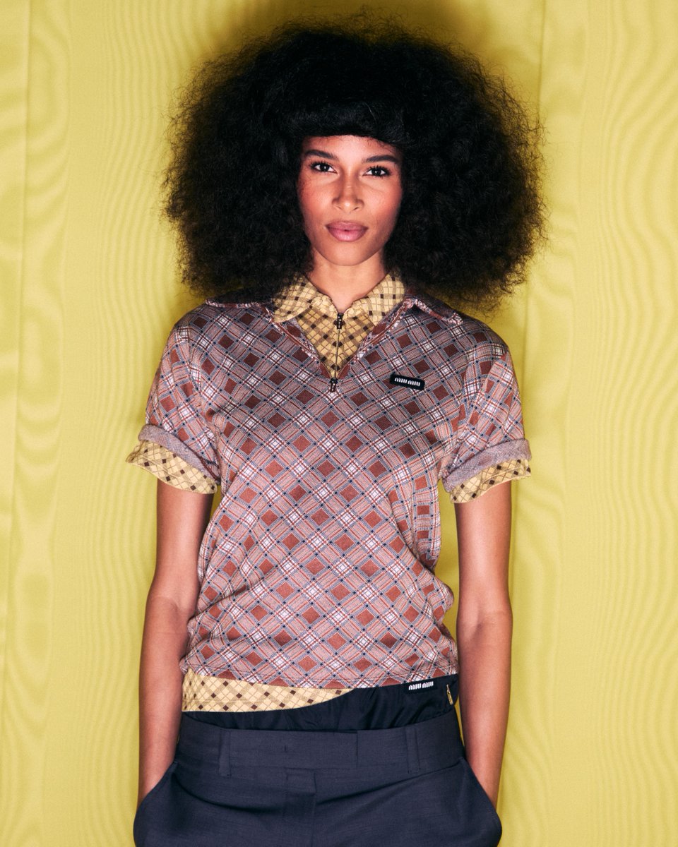 #Minnie, #DemiSingleton and #CindyBruna attend the Miu Miu Fall/Winter 2025 fashion show by Miuccia Prada in Paris.

#MiuMiuClub
#MiuMiuFW25