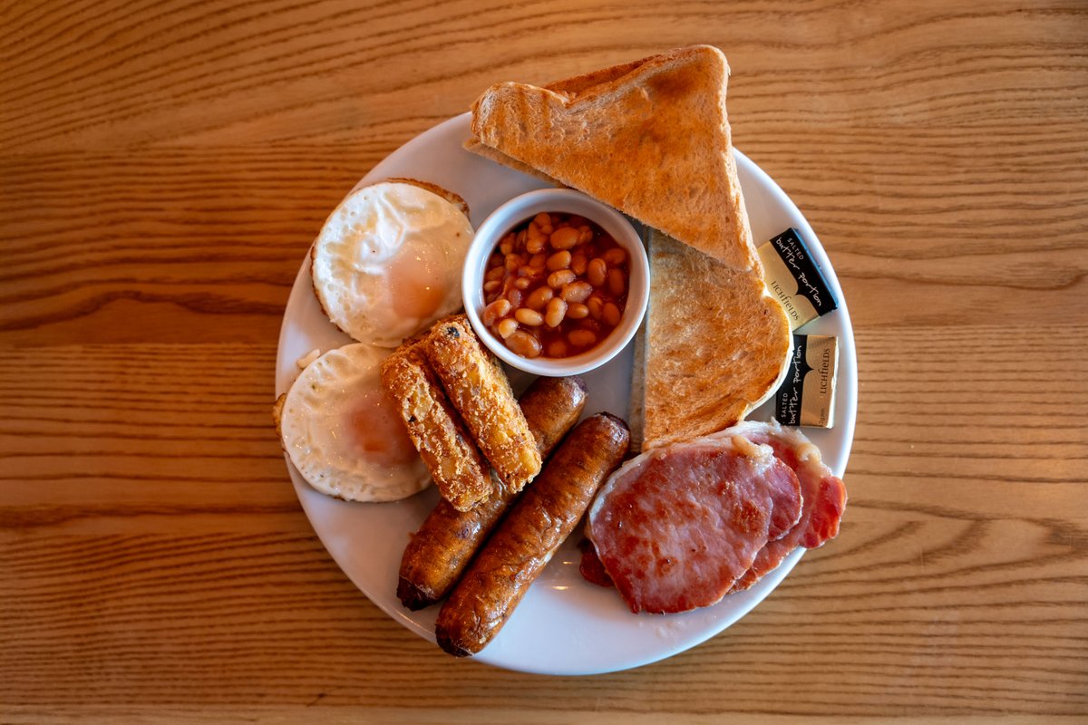 Boardwalk Breakfast Served Daily! 🥓🍳

At the Boardwalk Bar, you can enjoy a Regular Breakfast for just £2.99 or go all out with our Big Breakfast for only £5.99!

Served from 9:30 - 11:30 Daily.

 clactonpier.co.uk