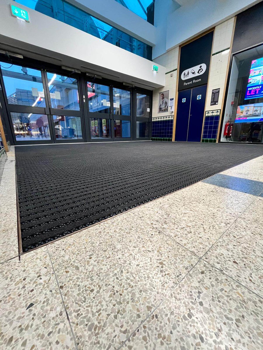 Treadsure 205 entrance matting was installed at the <a href="/TelfordCentre/">TelfordCentre</a>. This modular matting will fit any matwell, and will not move or slip.

Read more here: ow.ly/zwQ350V7upj

 #EntranceMatting #MattingSolutions #CommercialFlooring #FlooringSolutions #Modularmatting