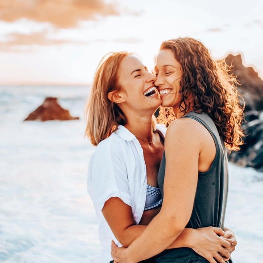 EVOL.LGBT tweet media