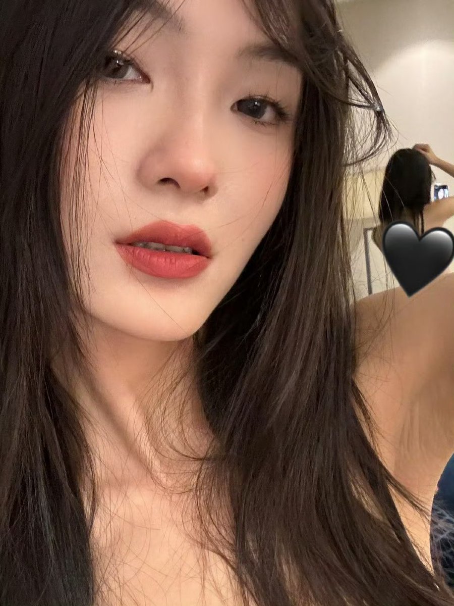 sharkface2024's tweet photo. 奴命，吊眼，颧骨突，喜虐恋。一辈子难有发财致富机会，但身型瘦挑，整体干净。大概率成为有钱人玩物，中年又被抛弃的风险。
#鉴相 https://t.co/JuVKzLBv3x