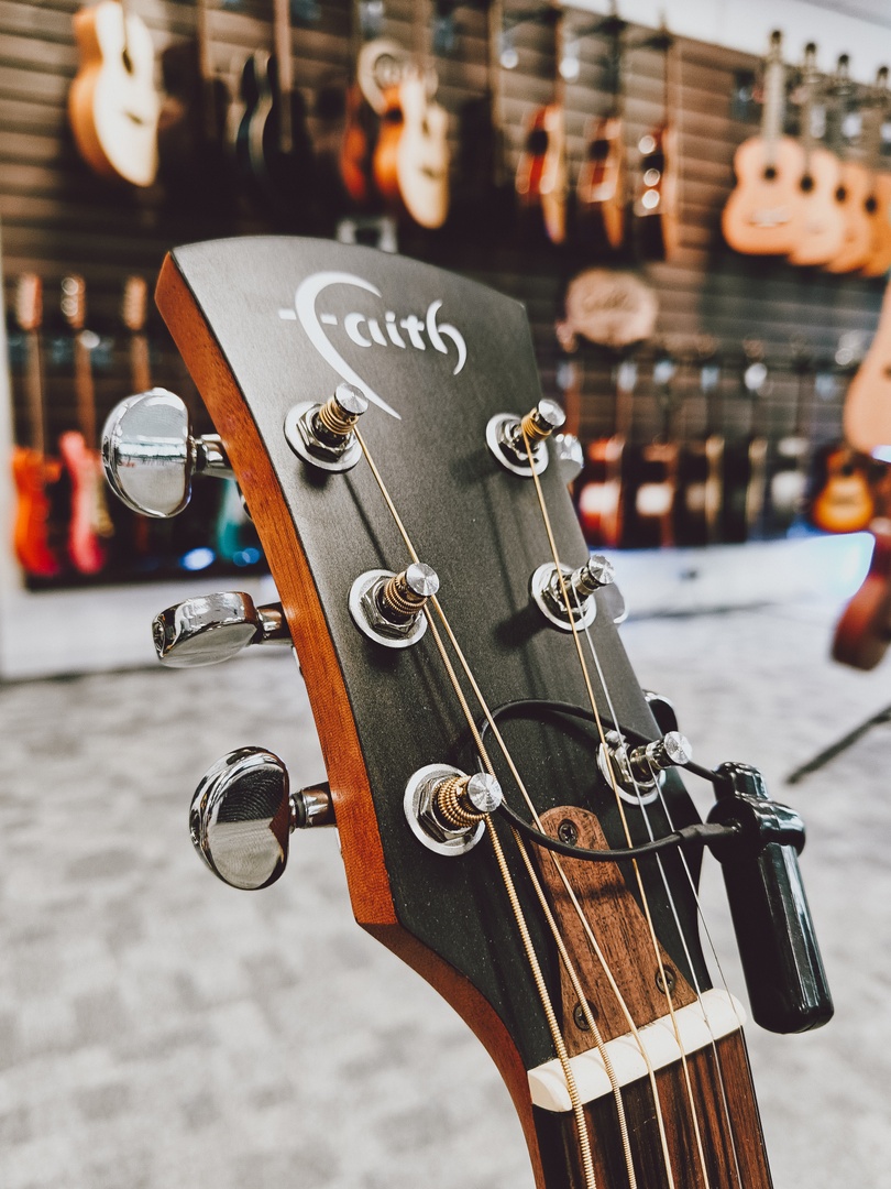 Presto Music shop (@prestoshop) on Twitter photo Small-scale powerhouses with a scale length of 590mm, <a href="/FaithGuitars/">Faith Guitars</a> Nomad models are designed for those players who want and need to travel frequently with their guitar, but dont want to compromise on sound quality.
🎁 Order here:
prestomusic.com/instruments-ac…
#faithguitars Small-scale powerhouses with a scale length of 590mm, <a href="/FaithGuitars/">Faith Guitars</a> Nomad models are designed for those players who want and need to travel frequently with their guitar, but dont want to compromise on sound quality.
🎁 Order here:
prestomusic.com/instruments-ac…
#faithguitars